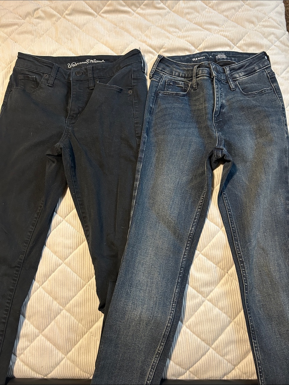 Old Navy Skinny Jeans Duo - Black & Blue Wash